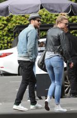 EMILY VANCAMP Leaves Little Dom