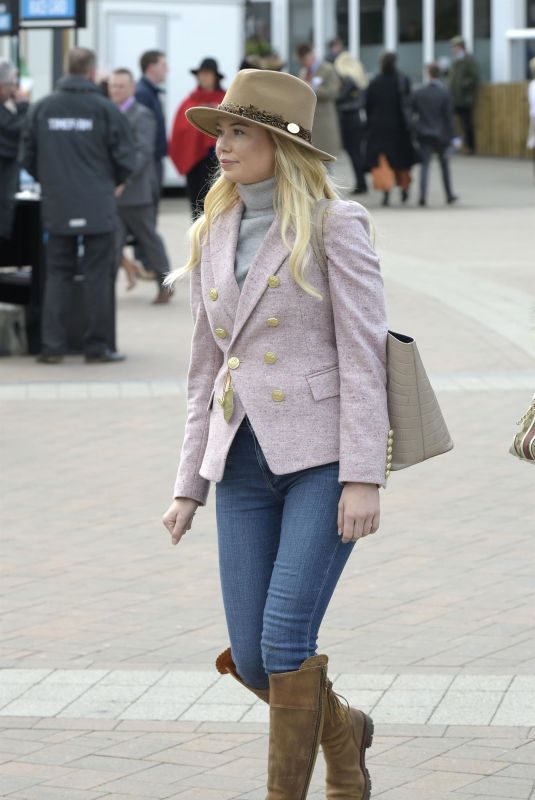 GEORGIA TOFFOLO at Cheltenham 2018 Gold Cup at Cheltenham Racecourse 03/16/2018