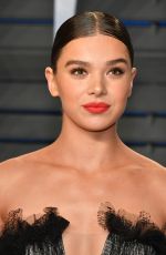 HAILEE STEINFELD at 2018 Vanity Fair Oscar Party in Beverly Hills 03/04/2018
