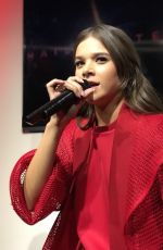 HAILEE STEINFELD at Kellogg