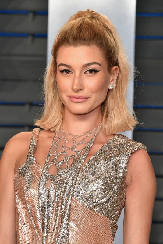 HAILEY BALDWIN at 2018 Vanity Fair Oscar Party in Beverly Hills 03/04/2018