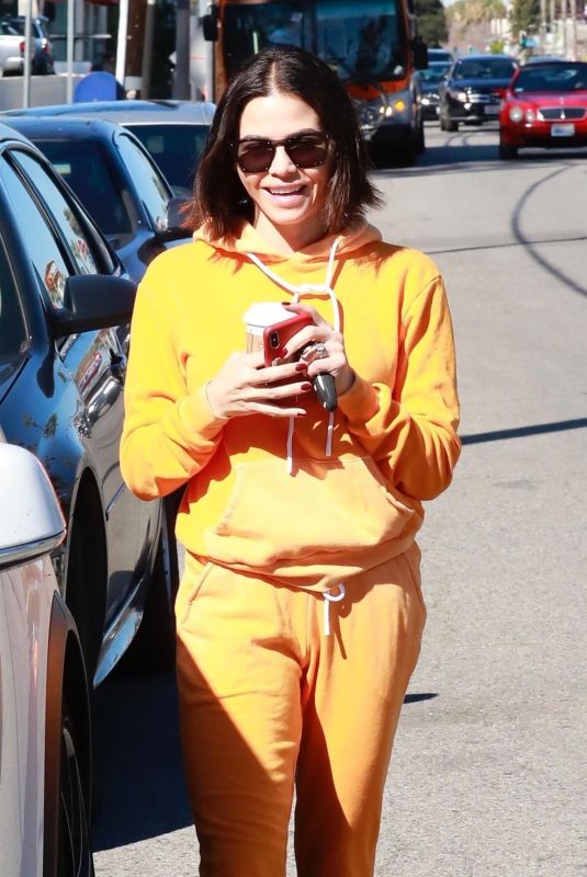 JENNA DEWAN Out for a Coffee in Studio City 03/06/2018