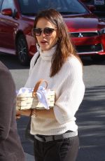 JENNIFER GARNER Arrives at a Church in Pacific Palisades 03/18/2018
