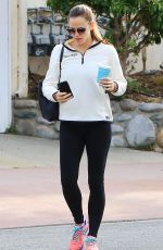 JENNIFER GARNER Out and About in Los Angeles 03/08/2018