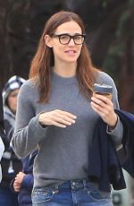 JENNIFER GARNER Out in Los Angeles 03/23/2018