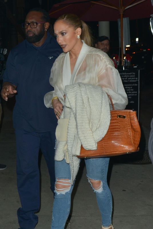 JENNIFER LOPEZ at Craig