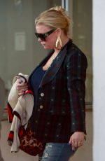 JESSICA SIMPSON Leaves Dermatology in Beverly Hills 03/08/2018