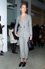 KARLIE KLOSS Arrive at Gagosian Gallery in Beverly Hills 03/01/2018