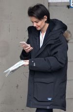 KATIE HOLMES Out and About in Chicago 03/27/2018