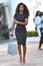 KELLY ROWLAND Shopping at Neiman Marcus in Beverly Hills 03/28/2018
