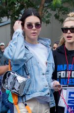 KENDALL JENNER and HAILEY BALDWIN Marches at Anti-gun March for Our Lives Rally in Los Angeles 03/24/2018