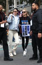 KENDALL JENNER and HAILEY BALDWIN Marches at Anti-gun March for Our Lives Rally in Los Angeles 03/24/2018
