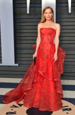 LESLIE MANN at 2018 Vanity Fair Oscar Party in Beverly Hills 03/04/2018