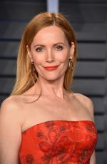LESLIE MANN at 2018 Vanity Fair Oscar Party in Beverly Hills 03/04/2018