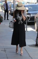 LISA VANDERPUMP at a Nail Salon in Beverly Hills 03/29/2018
