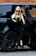 LOTTIE MOSS Shopping at Maxfield in West Hollywood 03/09/2018