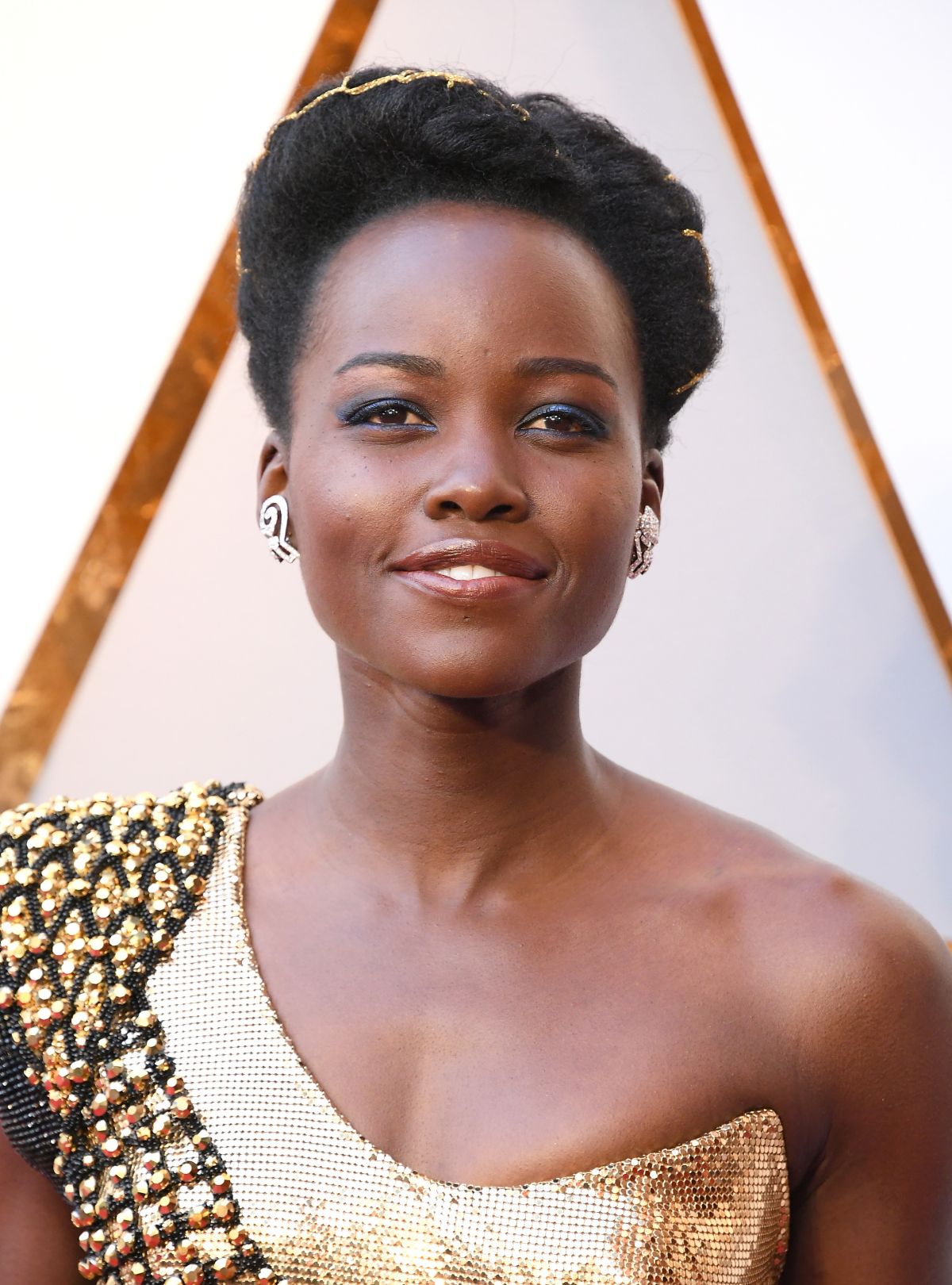 lupita-nyong-o-at-90th-annual-academy-awards-in-hollywood-03-04-2018
