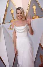 MARGOT ROBBIE at 90th Annual Academy Awards in Hollywood 03/04/2018