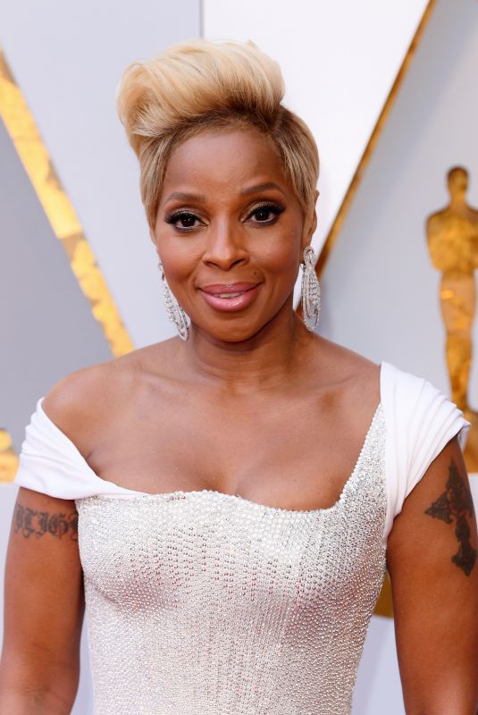 MARY J. BLIGE at 90th Annual Academy Awards in Hollywood 03/04/2018
