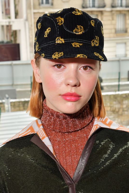 MIA GOTH at Chloe Show at Paris Fashion Week 03/01/2018