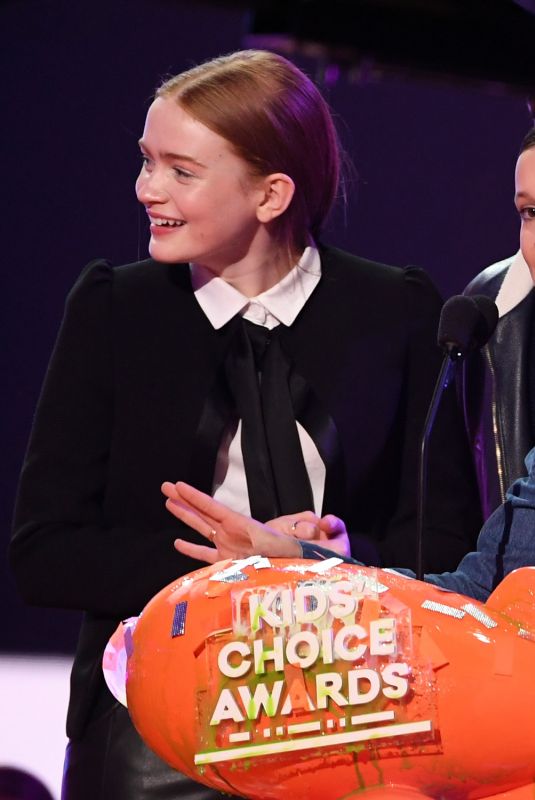 MILLIE BOBBY BROWN at 2018 Kids’ Choice Awards in Inglewood 03/24/2018