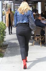 NATASHA HENSTRIDGE Out for Lunch in Beverly Hills 03/09/2018