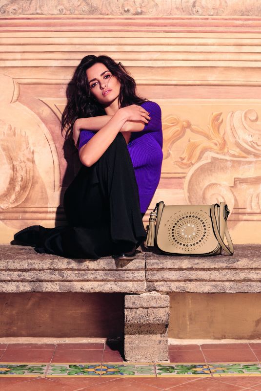 PENELOPE CRUZ for Carpisa Spring 2018 Publicity Campaign