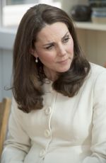 Pregnant KATE MIDDLETON at Pegasus Primary School in Oxford 03/06/2018