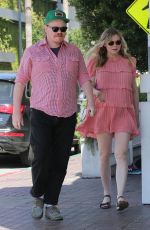 Pregnant KIRSTEN DUNST and Jesse Plemons Out for Lunch at Olive & Thyme in Los Angeles 03/29/2018