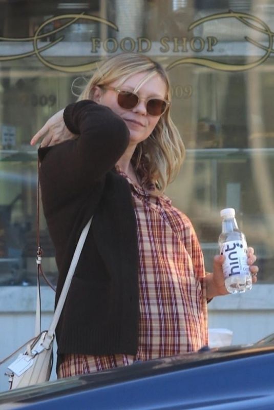 Pregnant KIRSTEN DUNST Out in Los Angeles 03/26/2018