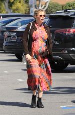 Pregnant KIRSTEN DUNST Out Shopping in Los Angeles 03/17/2018
