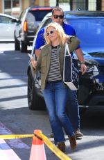 REESE WITHERSPOON Heading to a Meeting in Beverly Hills 03/27/2018