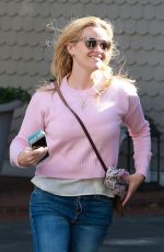 REESE WITHERSPOON Out and About in Santa Monica 03/27/2018