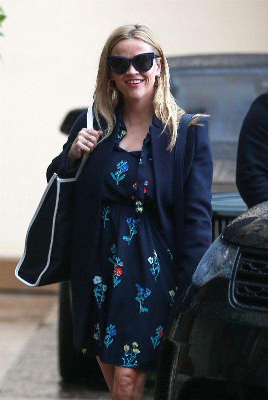REESE WITHERSPOON Out for Lunch in Hollywood 03/22/2018