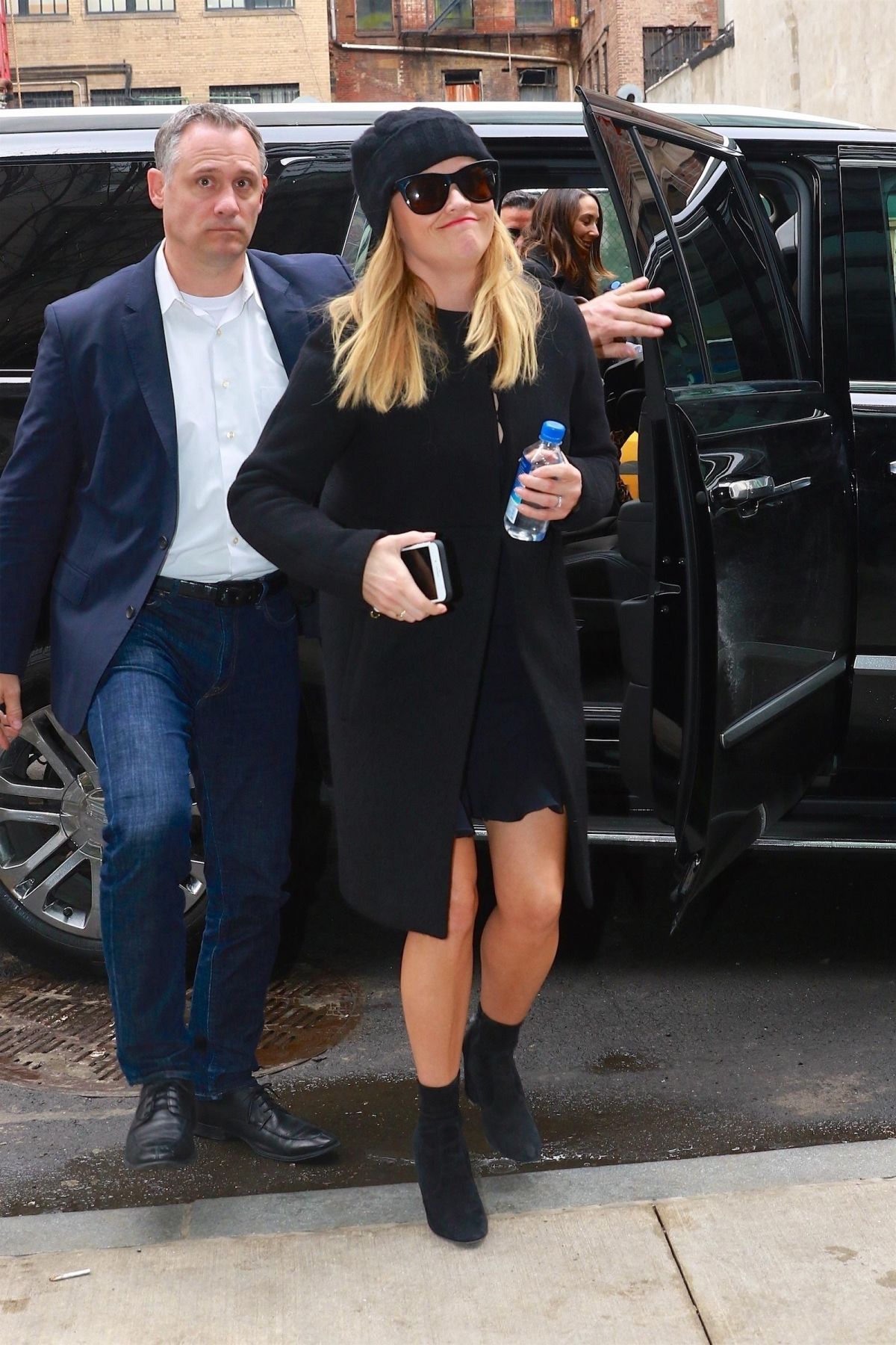 REESE WITHERSPOON Out in New York 03/08/2018 – HawtCelebs