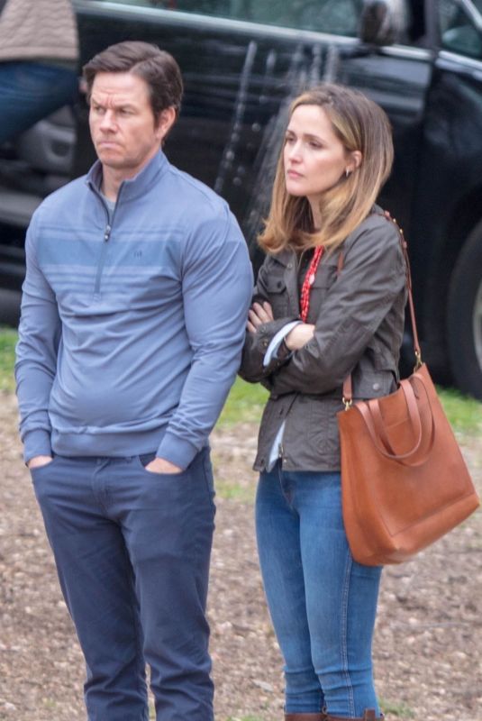 ROSE BYRNE on the Set of Instant Family in Atlanta 03/27/2018