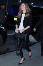 SARAH CHALKE Arrives at Good Morning America in New York 03/26/2018