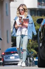 SARAH MICHELLE GELLAR at a Hair Salon in Brentwood 03/28/2018