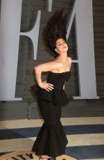 SARAH SILVERMAN at 2018 Vanity Fair Oscar Party in Beverly Hills 03/04/2018