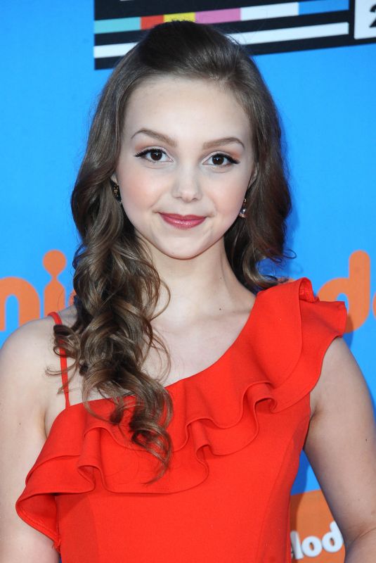 SAVANNAH MAY at 2018 Kids’ Choice Awards in Inglewood 03/24/2018