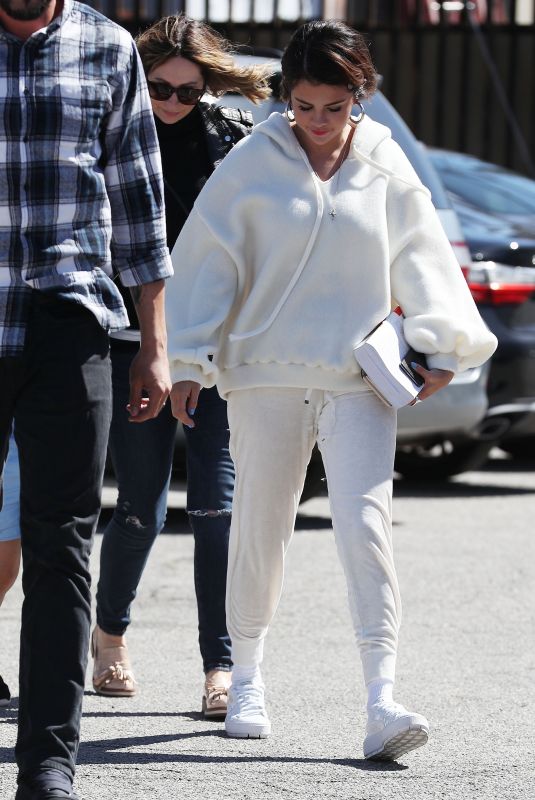 SELENA GOMEZ Arrives at Ice Skate in Los Angeles 03/26/2018