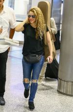 SHAKIRA Arrives at Airport in Miami 03/07/2018
