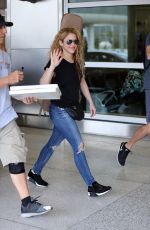 SHAKIRA Arrives at Airport in Miami 03/07/2018