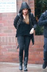 SOPFIA VERGARA Shopping at Ace Hardware in West Hollywood 03/10/2018