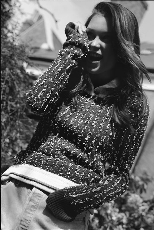 SOPHIE COOKSON for Un-titled Project Issue No9, 2018