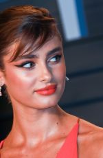 TAYLOR HILL at 2018 Vanity Fair Oscar Party in Beverly Hills 03/04/2018