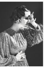 TAYLOR SWIFT in Vogue Magazine, January 2018