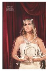 TAYLOR SWIFT in Vogue Magazine, January 2018