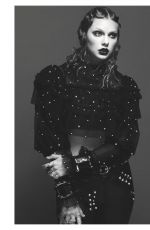 TAYLOR SWIFT in Vogue Magazine, January 2018
