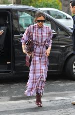 VICTORIA BECKHAM Arrives at Musee Des Arts Decoratifs Museum in Paris 03/28/2018